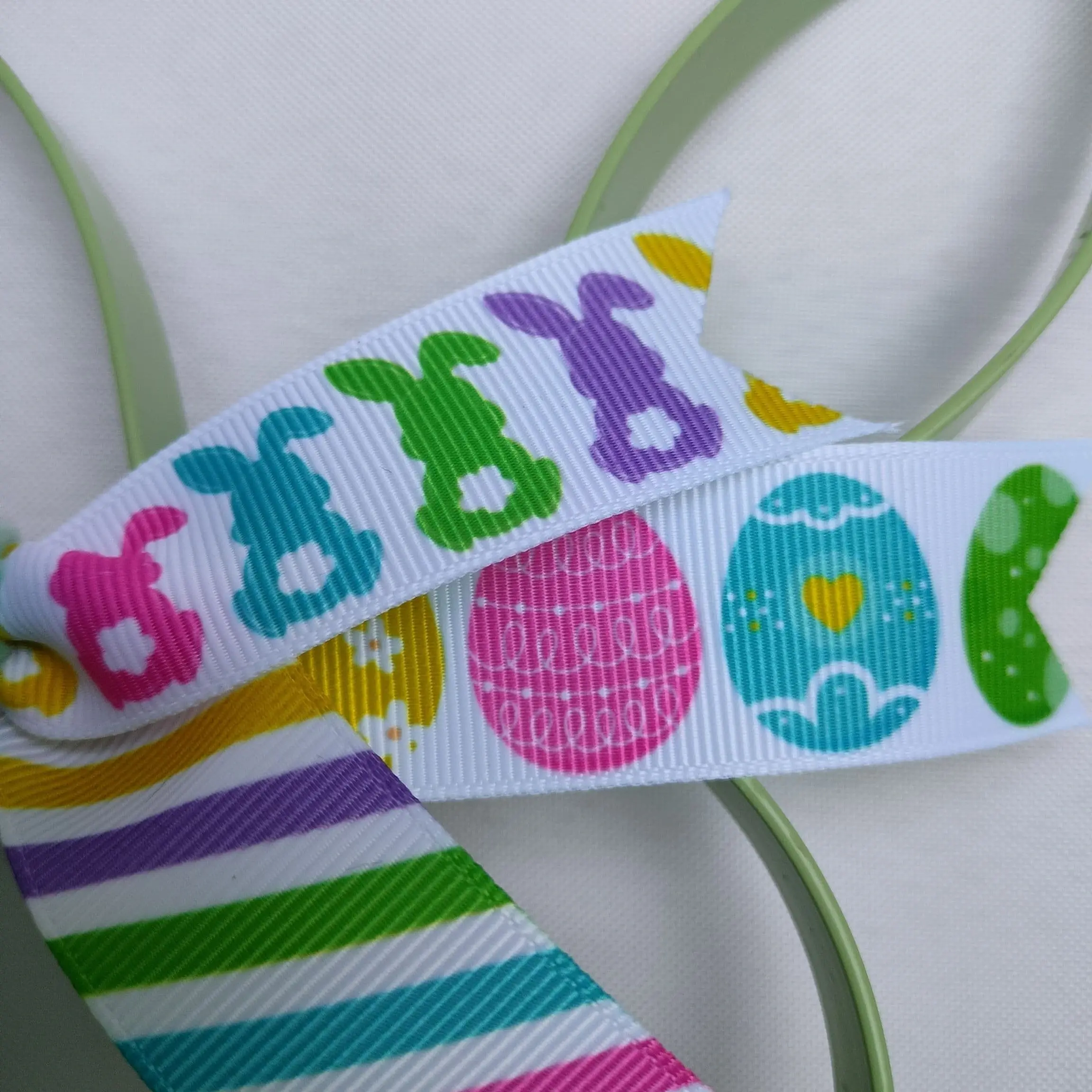 paashaas frame groen lint