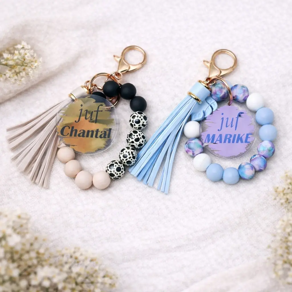 Sleutelhanger juf met naam