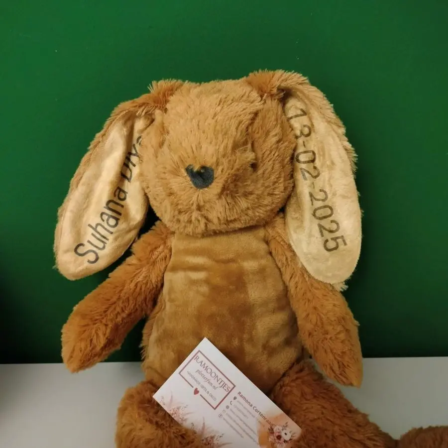 Knuffel konijn met naam okergeel