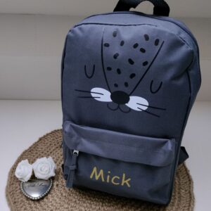 rugzak met naam jongen en dierengezicht in de kleur grijs