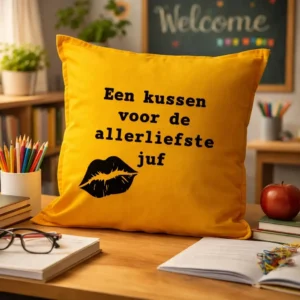 Kussen met tekst voor de juf geel