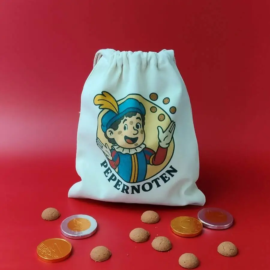 pepernotenzakje met naam. met afbeelding van ene piet