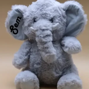 grijze pluche olifant knuffel met naam als gepersonaliseerd kraamcadeau