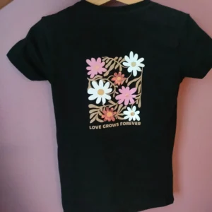 t-shirt met afbeelding 1